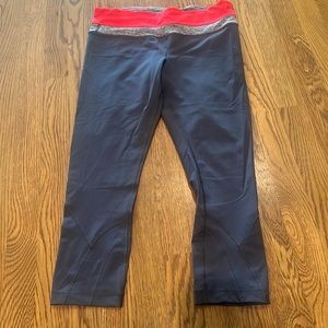 Lululemon cropped pant